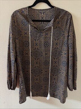 Bohemian Medallion V-Neck Tunic in Brown and Blue
